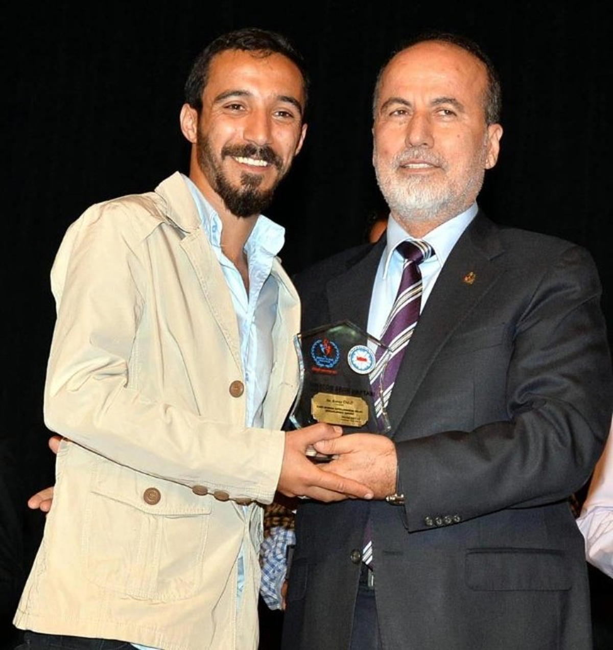 Gençlik ve Spor Bakanlığı ile Askf\'den İha\'ya Plaket