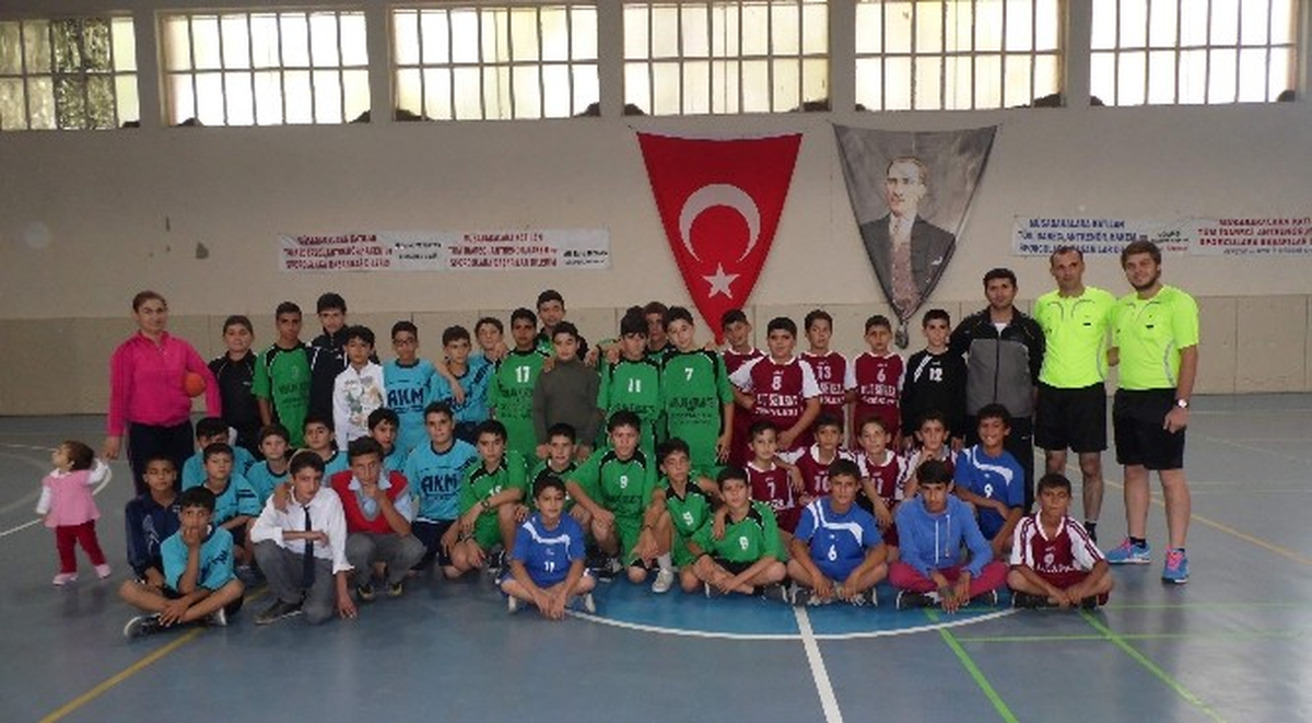 Gölbaşı Amatör Spor Haftası Müsabakaları Başladı