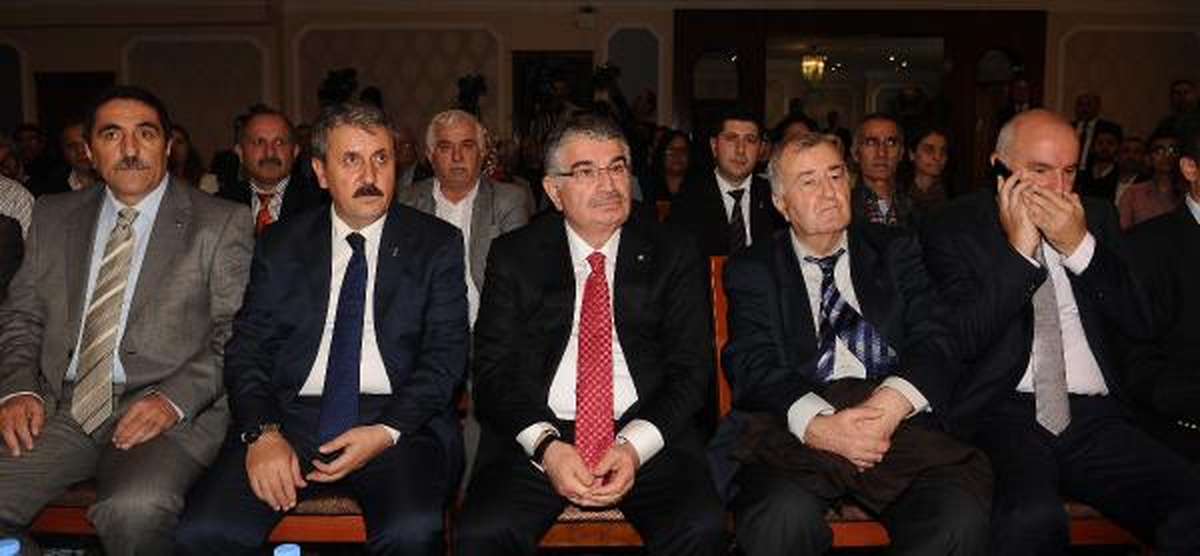 İdris Naim Şahin: Terörle Müzakere Açmak Kadar Gerizekalılık Olamaz