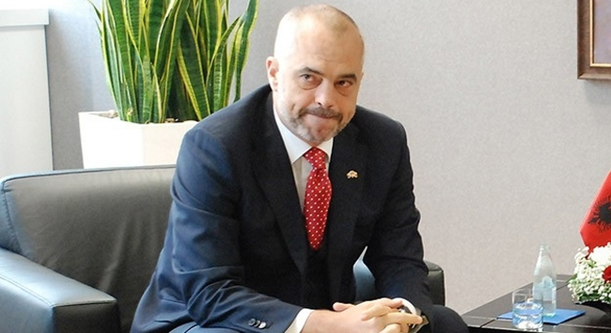 Sırbistan ile Armavutluk Arasındaki Olaylı Maç