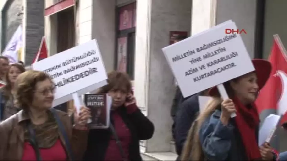 Türk Bayrağı ve Atatürk Heykellerine Saldırı Protesto Edildi