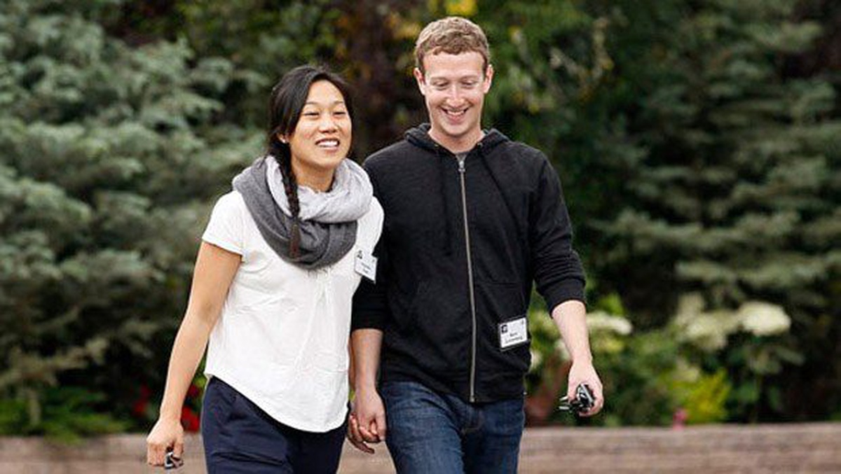 Zuckerberg, Ebola İçin 25 Milyon Dolar Bağışta Bulundu
