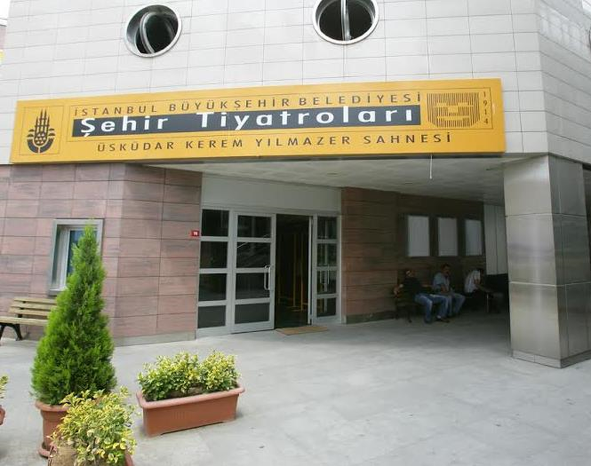100. Yıl Darülbedayi Atölyesi Kerem Yılmazer Sahnesi\'nde