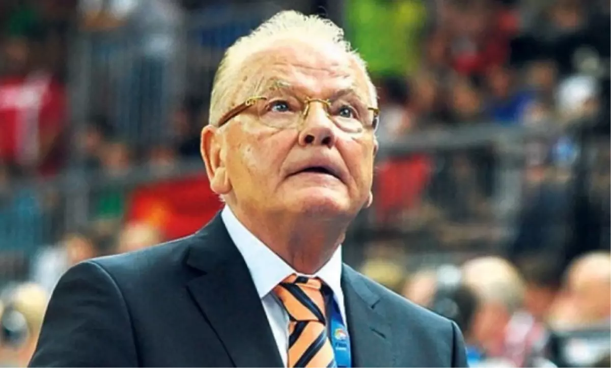 Anadolu Efes Başantrenör Ivkovic Oynanan Oyundan Memnun