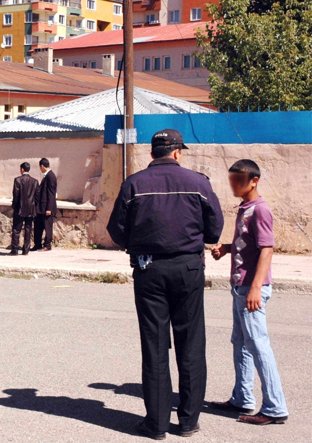 Zonguldak\'ta Okul Önünde Bekleyenlere Para Cezası