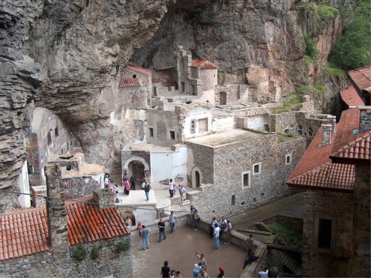 Tarihi Sümela Manastırı, Eski Görünümüne Kavuşuyor