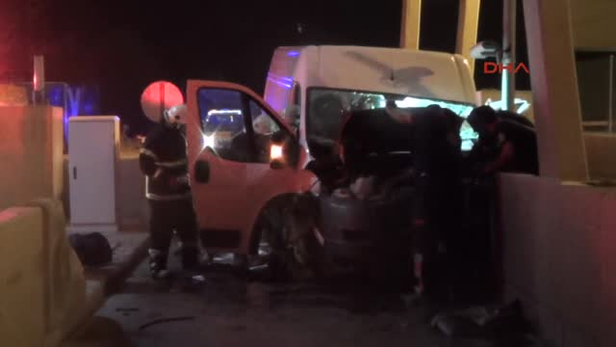 Aydın Otoyol Gişelerinde Kaza 1 Yaralı