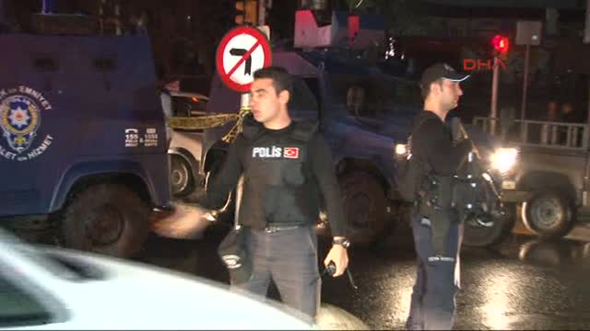 Okmeydanı\'nda Şüpheli Paket
