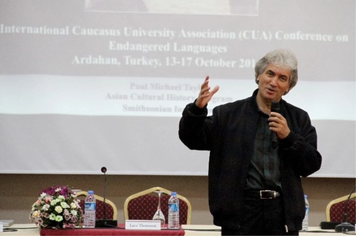 Dünyanın En Seçkin Dilbilimcileri "Tehdit Altındaki Dilleri" Ardahan\'da Tartıştı