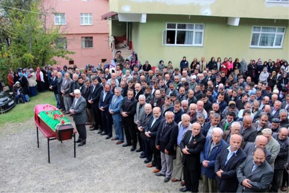 Evinde Ölü Bulunan Öğretim Görevlisi İçin Tören (2)