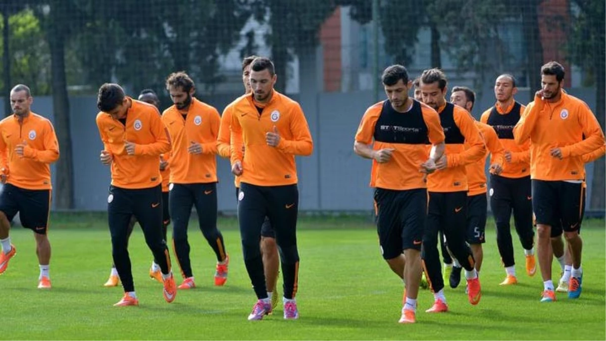 Galatasaraylı Futbolcular Fenerbahçe Derbisine Hazırlar