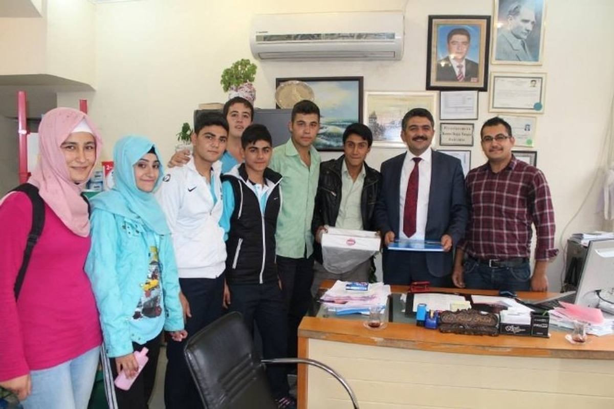 Gençlik Liderleri Ahilik Haftasında Esnafları Ziyaret Etti