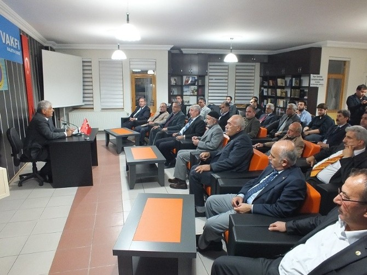 İl Genel Meclisi Eski Başkanı Naci Şavata\'dan Konferans