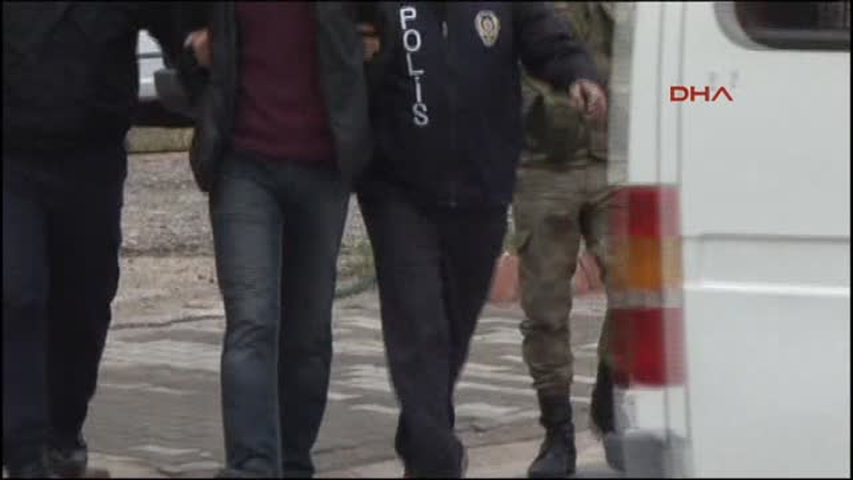 Jandarmanın Elinden Kaçan Zanlı Kısa Sürede Yakalandı