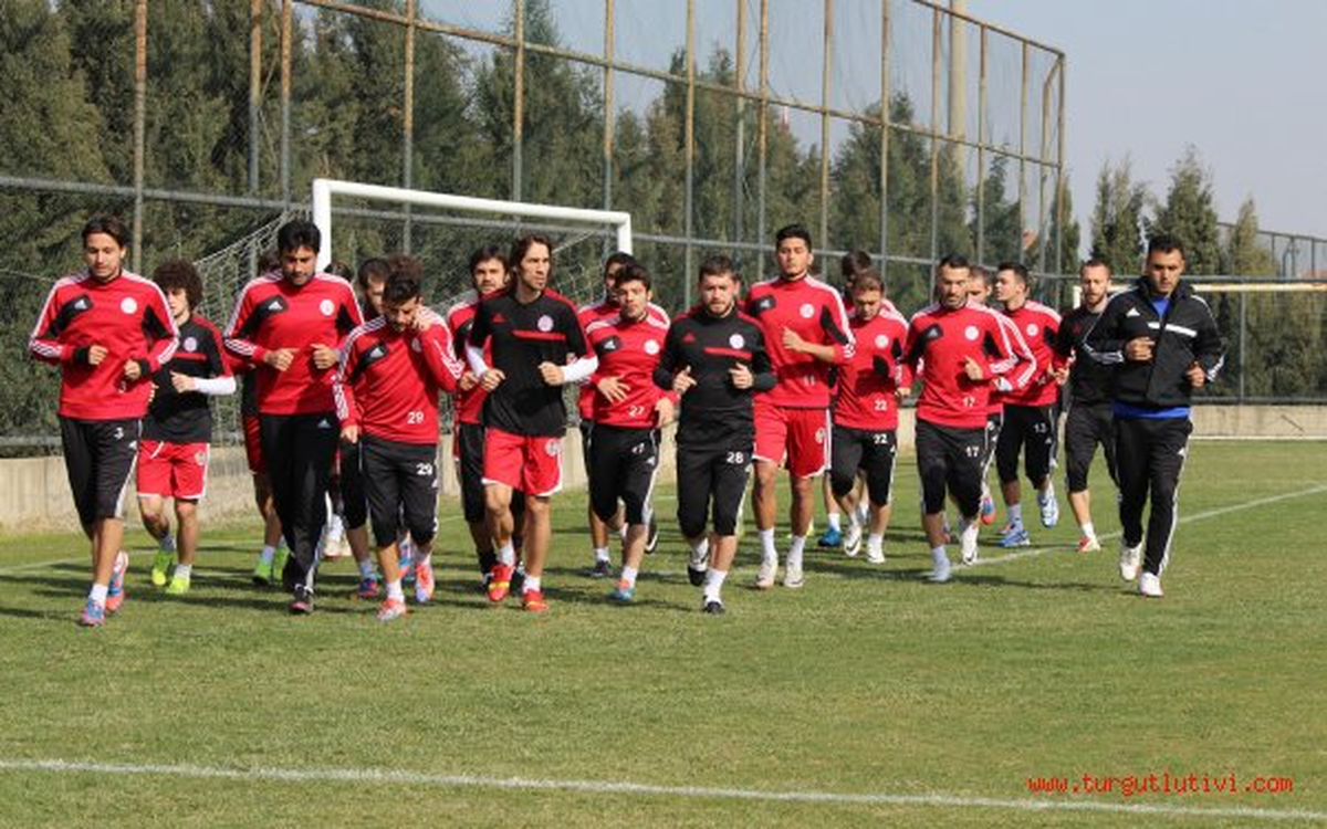 Turgutluspor\'u Eksikler Yaktı