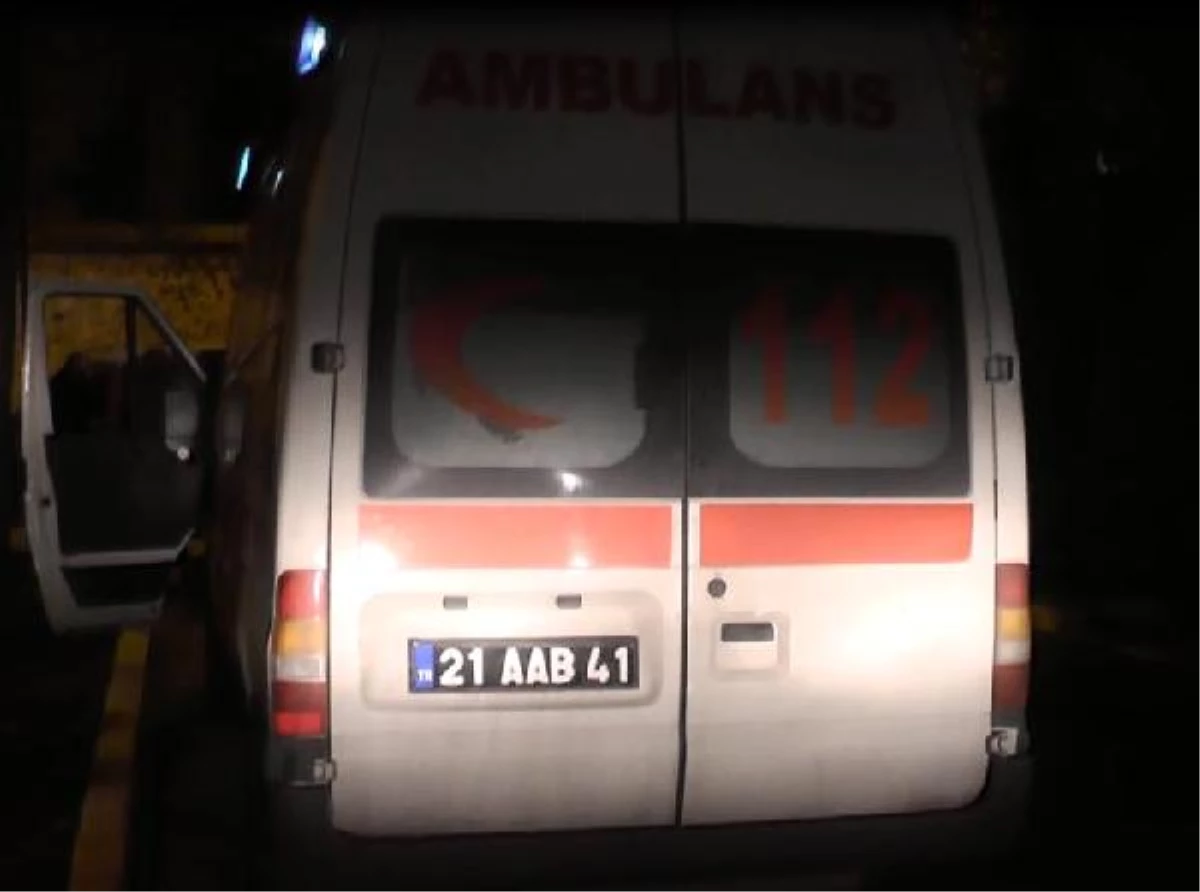 Ambulansla Kaçakçılık Yapan 2 Kişiye Suçüstü