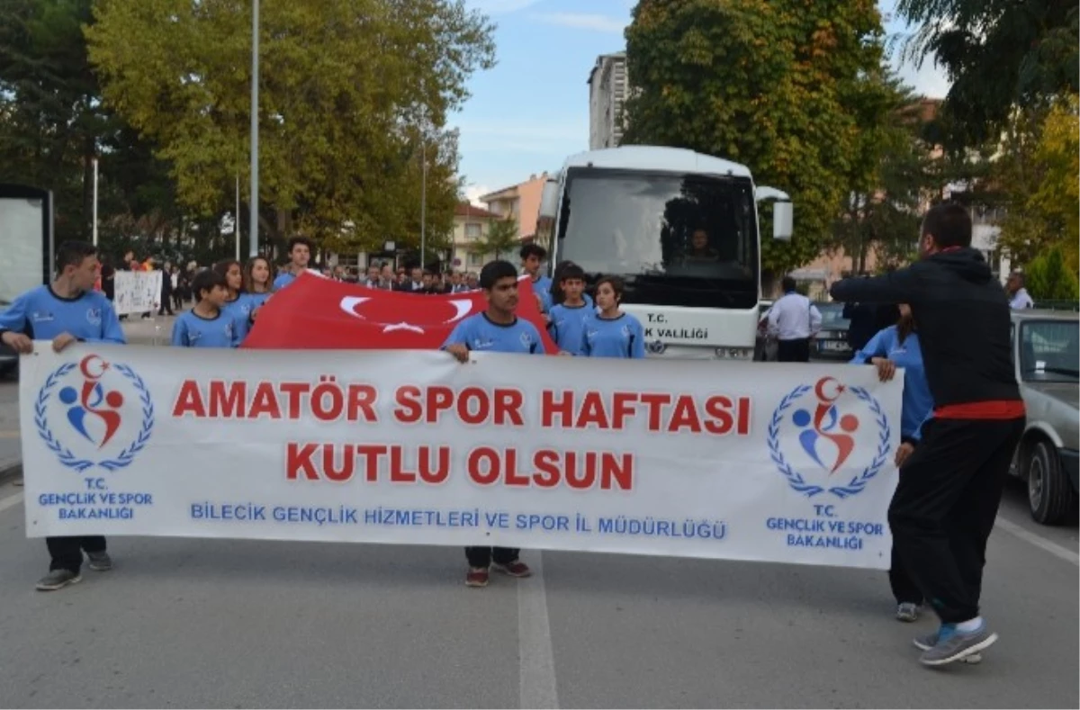 Bilecik\'te Amatör Spor Haftası Kutlama Yürüyüşü Düzenlendi