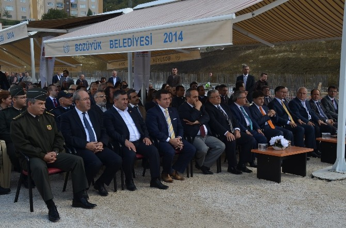 Bozüyük\'te Uygulamalı Bilimler Meslek Yüksekokulu Binasının Temeli Atıldı