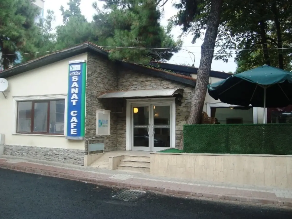 Cumhuriyet Cafe Kiralanacak