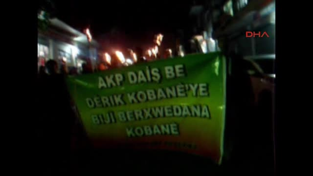 Derik\'te Meşaleli Protesto Yürüyüşü