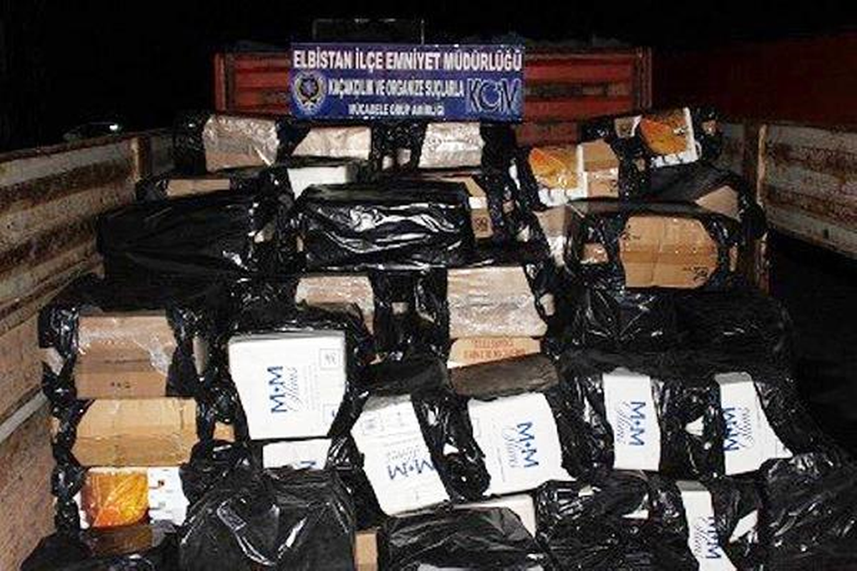 Elbistan\'da Kaçakçılık Operasyonu: 2 Gözaltı