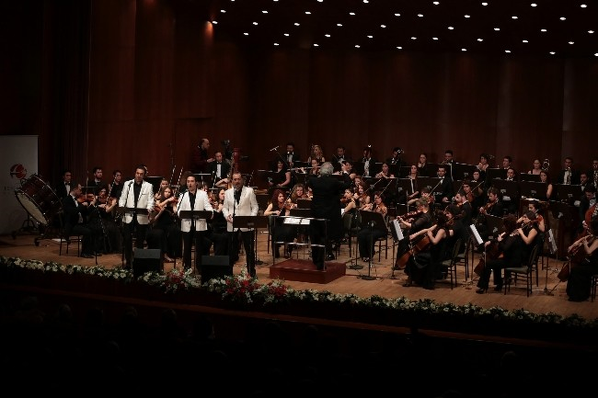 Eskişehir Belediyesi Senfoni Orkestrasından Muhteşem Dinleti