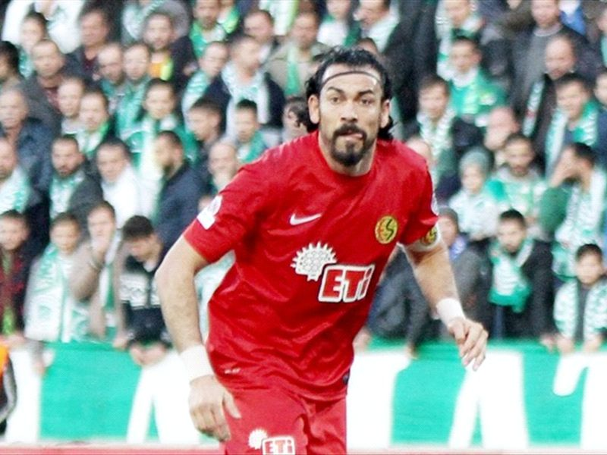 Eskişehirspor\'da Servet Çetin Krizi
