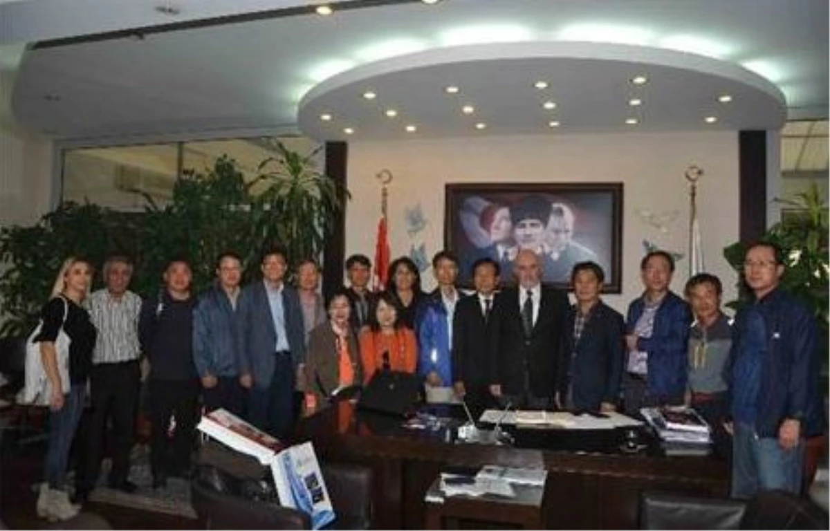 Güney Koreli Belediye Başkanları Kuşadası Ziyareti