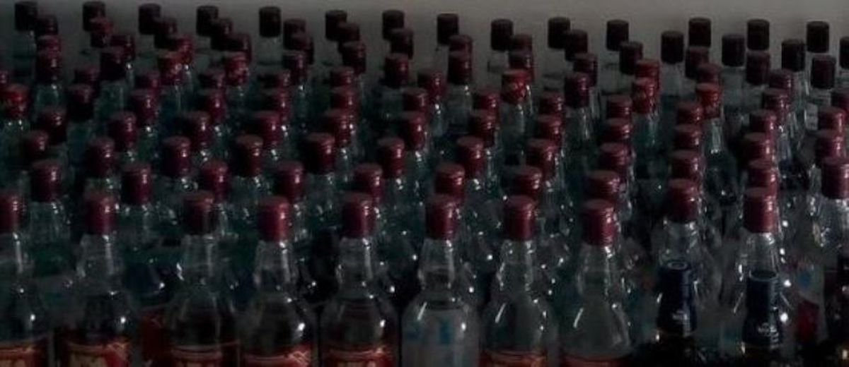 Kırklareli\'nde Kaçak İçki ve Sigara Operasyonu