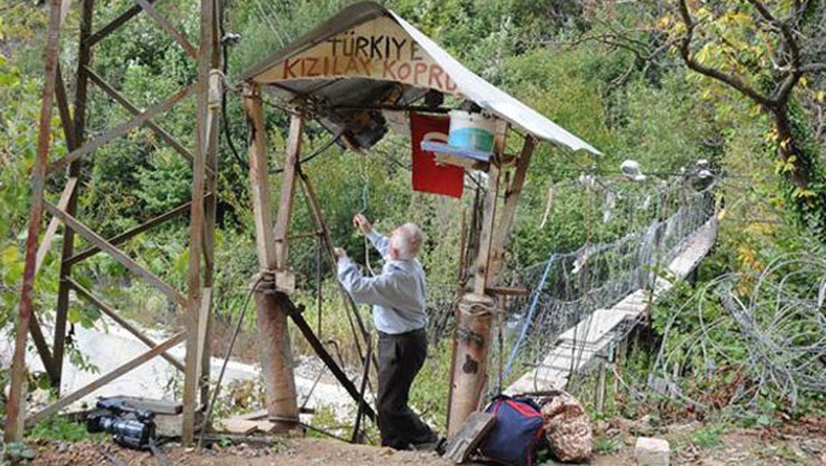 Köprüden Geçenlere Kan Bağışı Şartı
