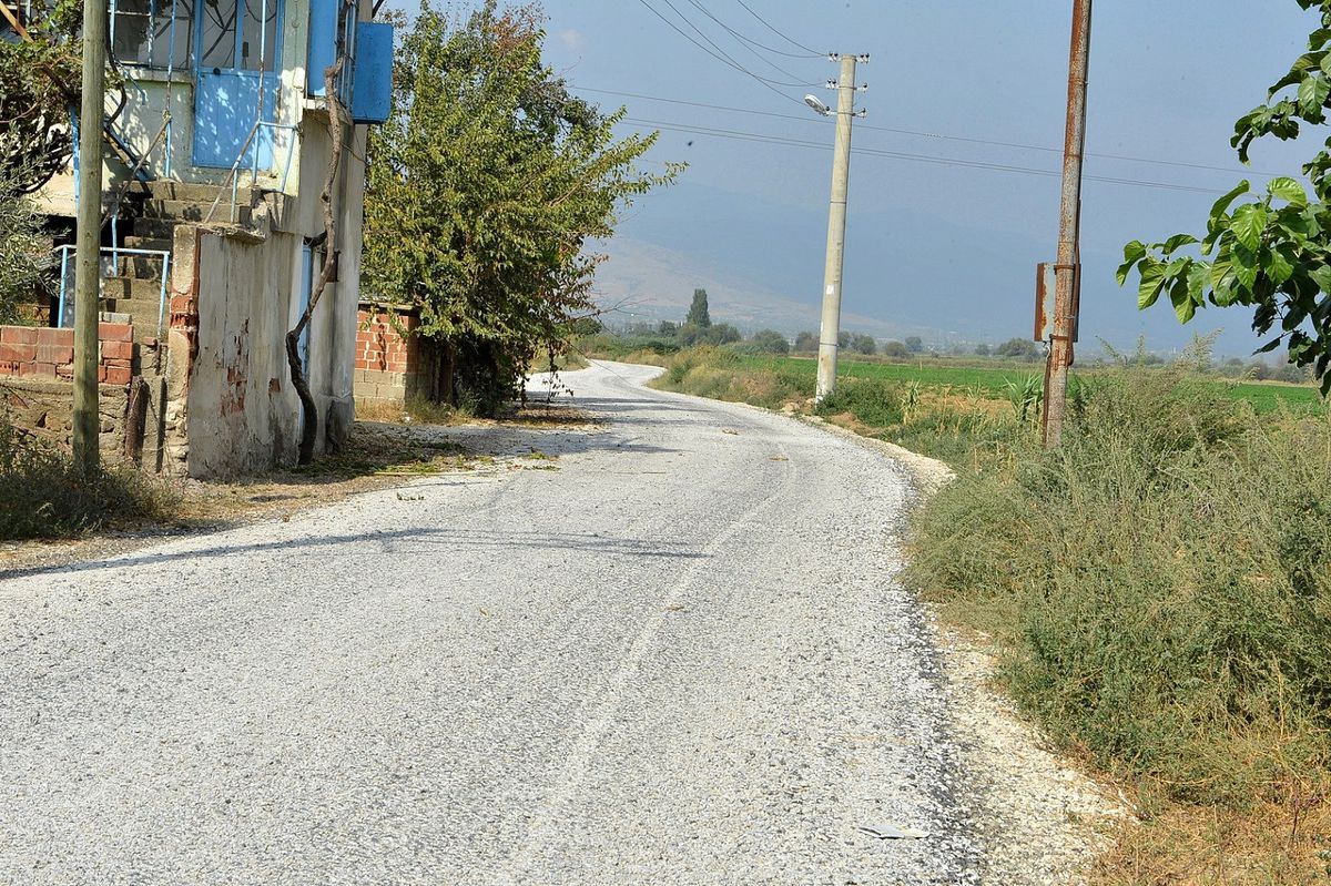 Tire, Bayındır Ve Ödemiş\'e 9 Milyon 250 Bin Tl\'lik Ova Yolu