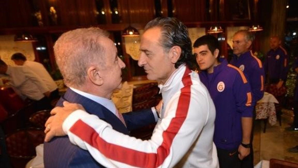 Ünal Aysal\'dan Son Derbi Konuşması | İşte O Görüntüler