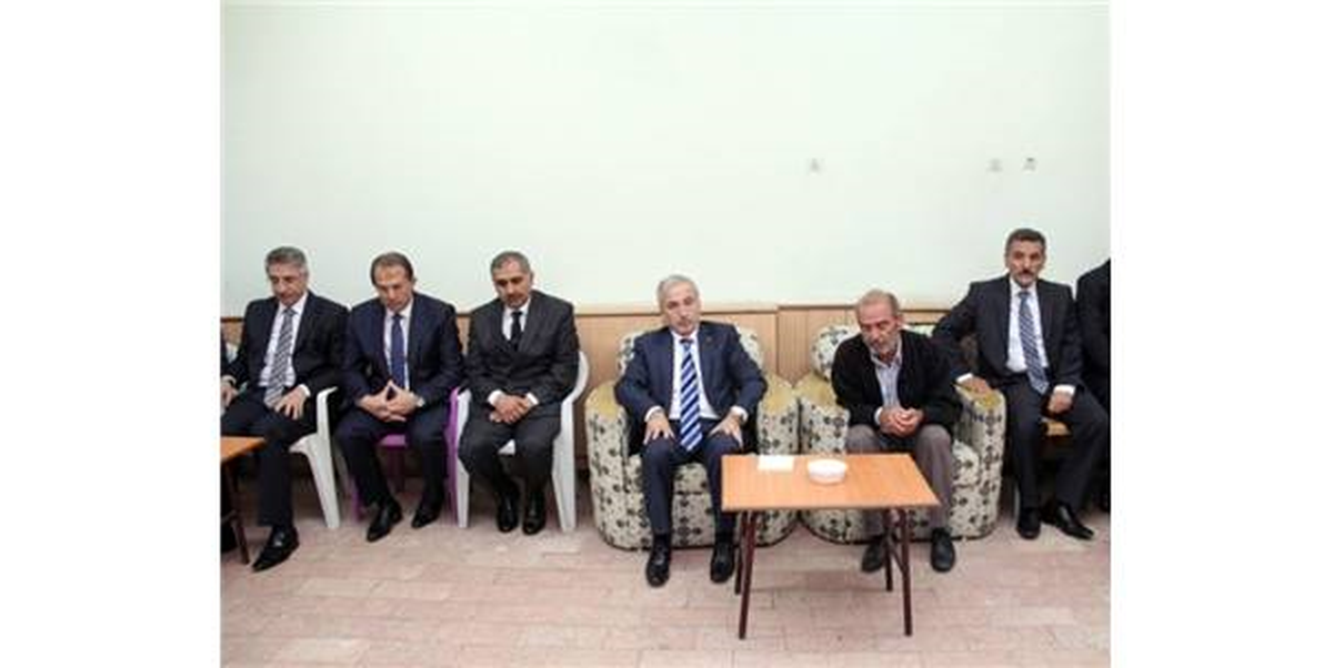 Valilerden Şehit Ailesine Taziye Ziyareti