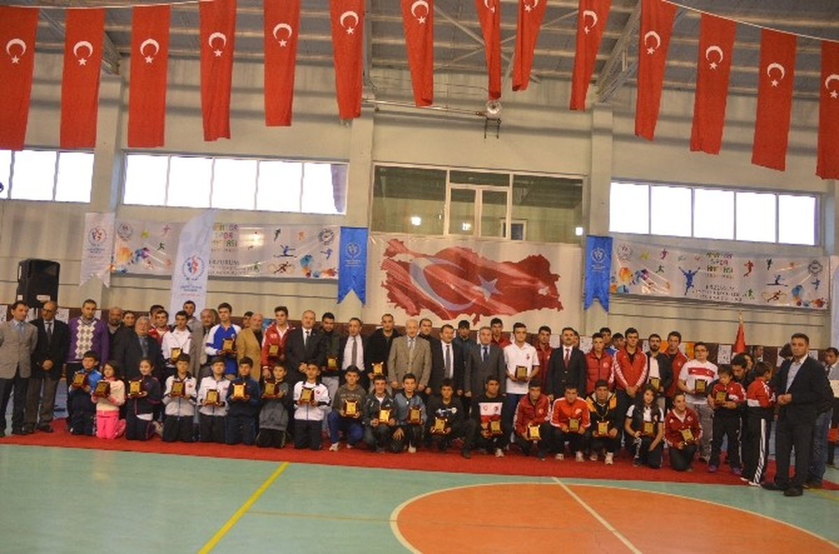 Amatör Spor Haftasına Coşkulu Kutlama