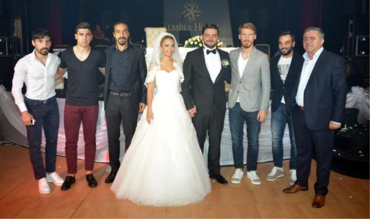 Bursaspor Başkanı Bölükbaşı Oğlunu Evlendirdi