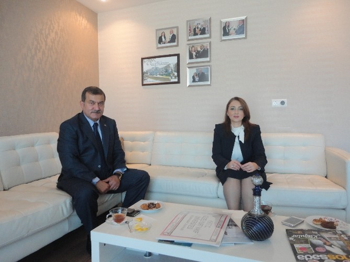 Celal Uzunkaya\'dan Nezaket Emine Atasoy\'a Ziyaret