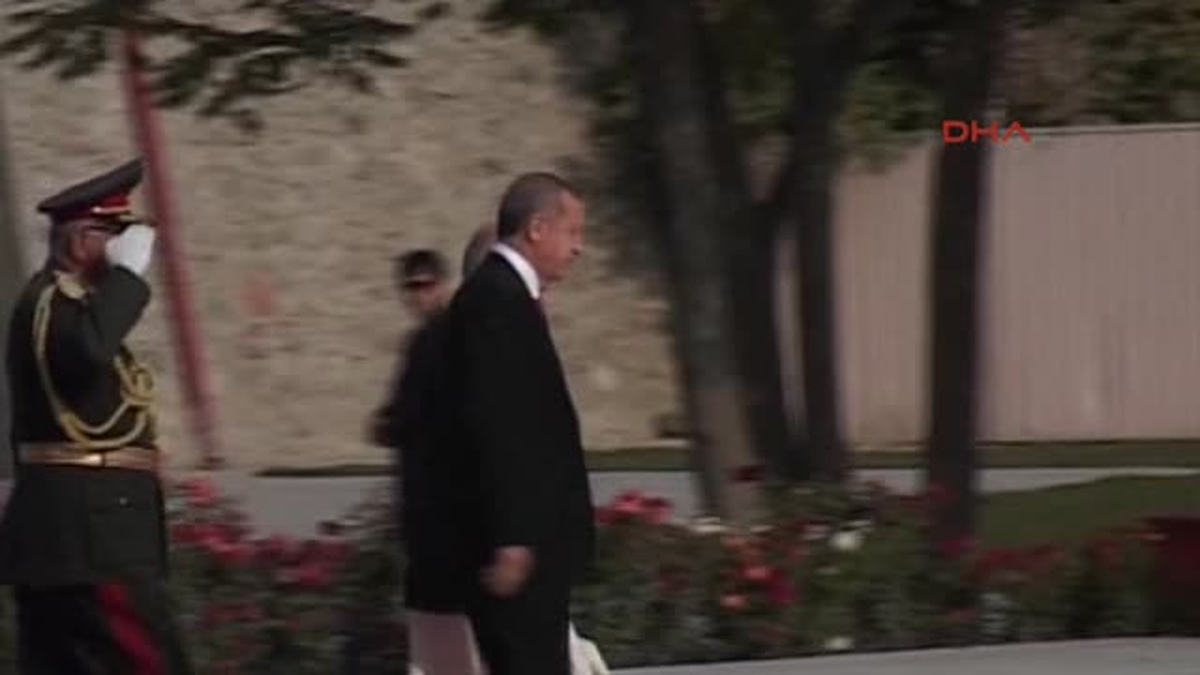 Cumhurbaşkanı Erdoğan, Afganistan\'da Askeri Törenle Karşılandı