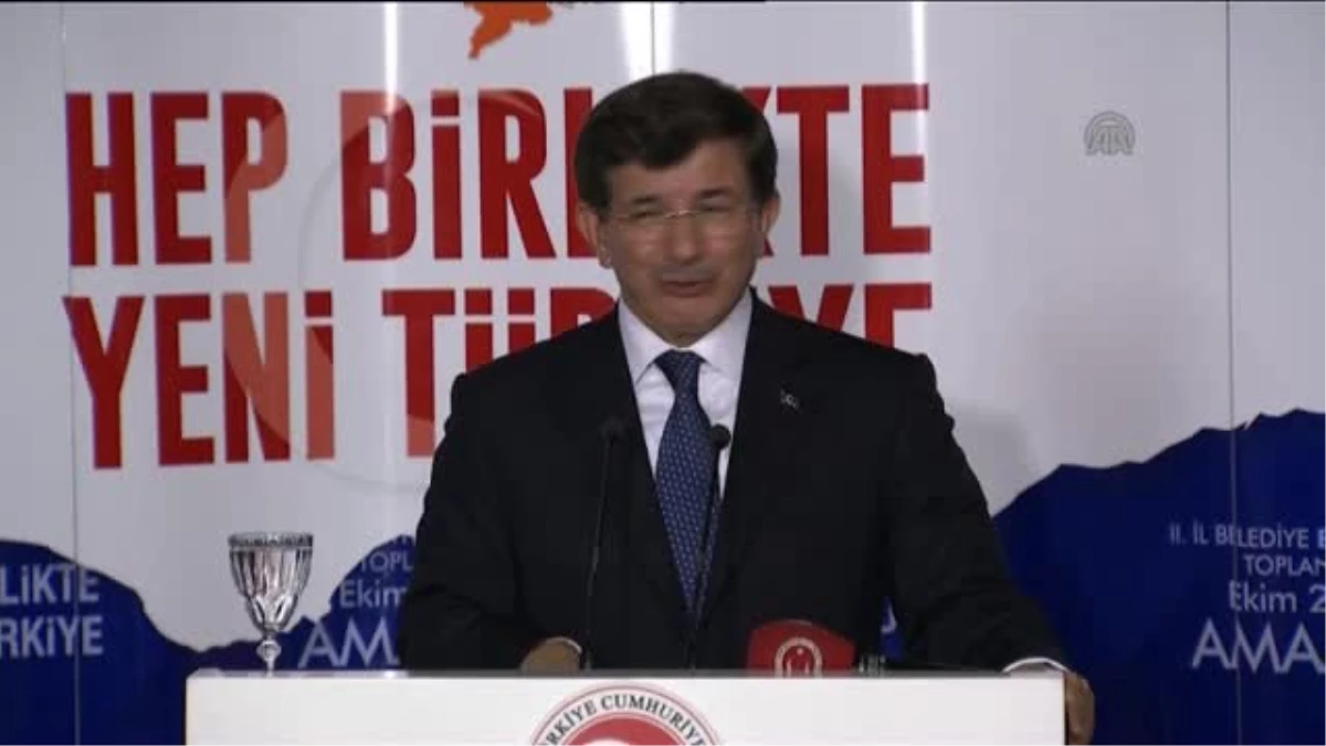 Davutoğlu: "Şehrin Estetiği Mimari, İnsanın Estetiği de Ahlaktır"