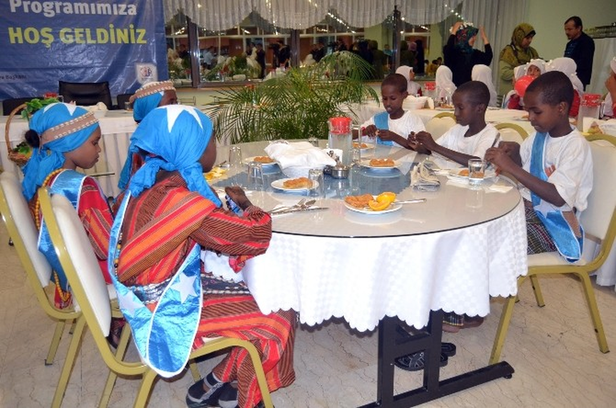 Dünya Yetimleri Bayrampaşa\'da Buluştu