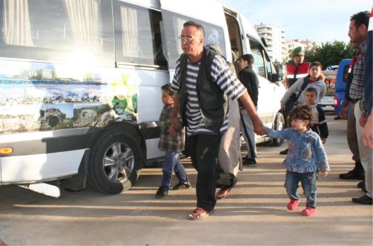 Erdemli\'de Teknede 200 Suriyeli Yakalandı