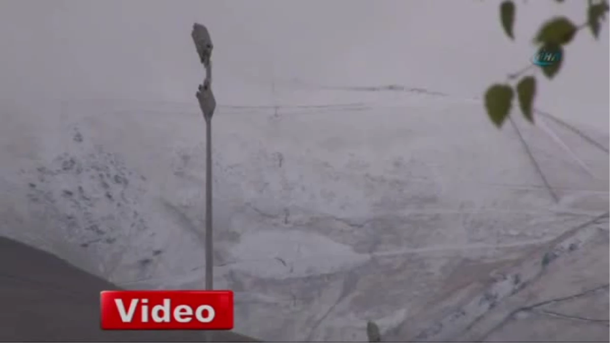 Erzurum\'da Yüksek Kesimlere Kar Yağdı