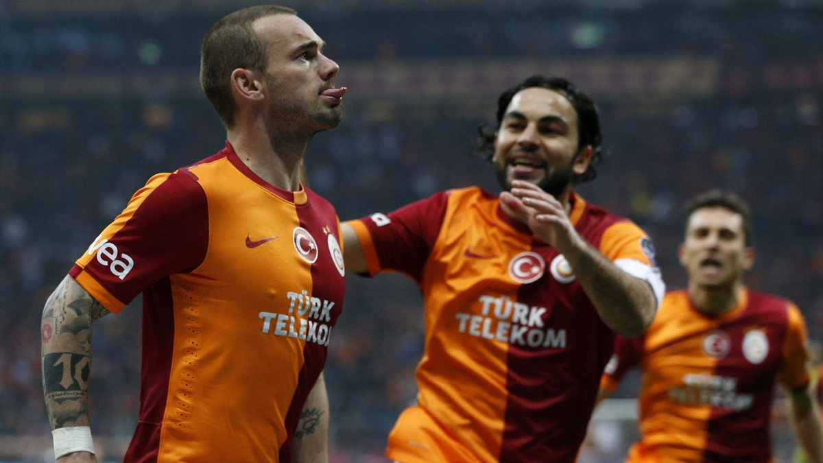 Galatasaraylı Oyuncular Umut, Selçuk, Burak ve Dzemaili Maç Sonunda Açıklamalarda Bulundu