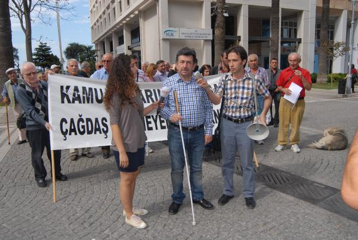 Görme Engellilerden, Sosyal Koşulları İçin Protesto