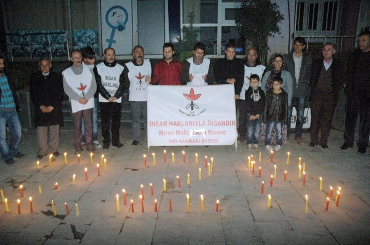 Hakkari İHD\'den Mumlu Eylem