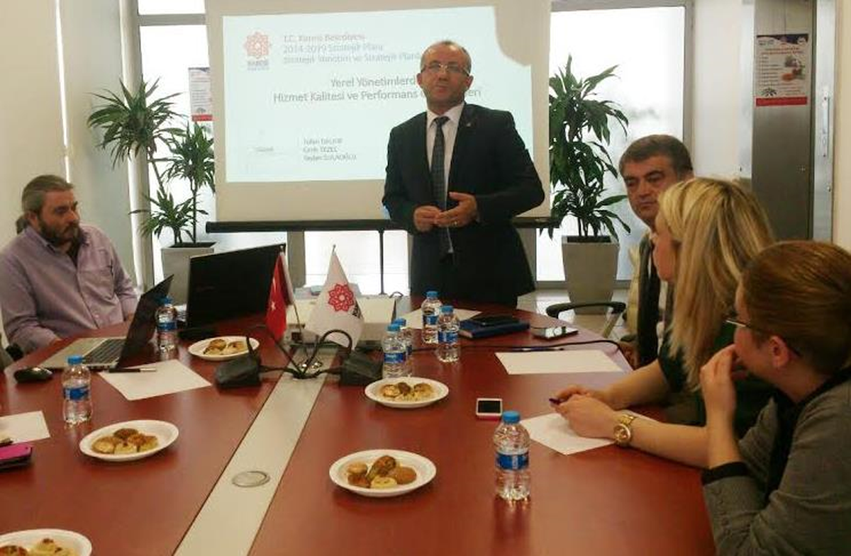 Karesi Personelleriyle Geleceğini Hazırlıyor