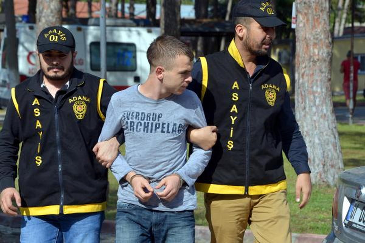 Kendi Tüfeğiyle Vuruldu (2)