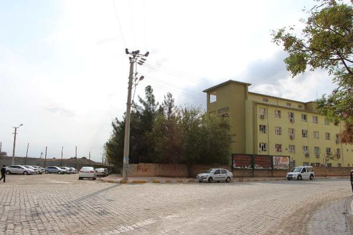 Mardin\'in Suriye Sınırında Askeri Hareketlilik