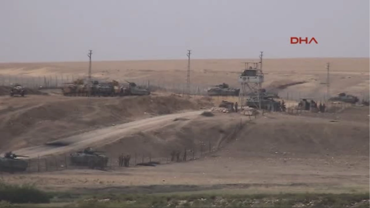 Mardin\'in Suriye Sınırında Askeri Hareketlilik Yaşanıyor
