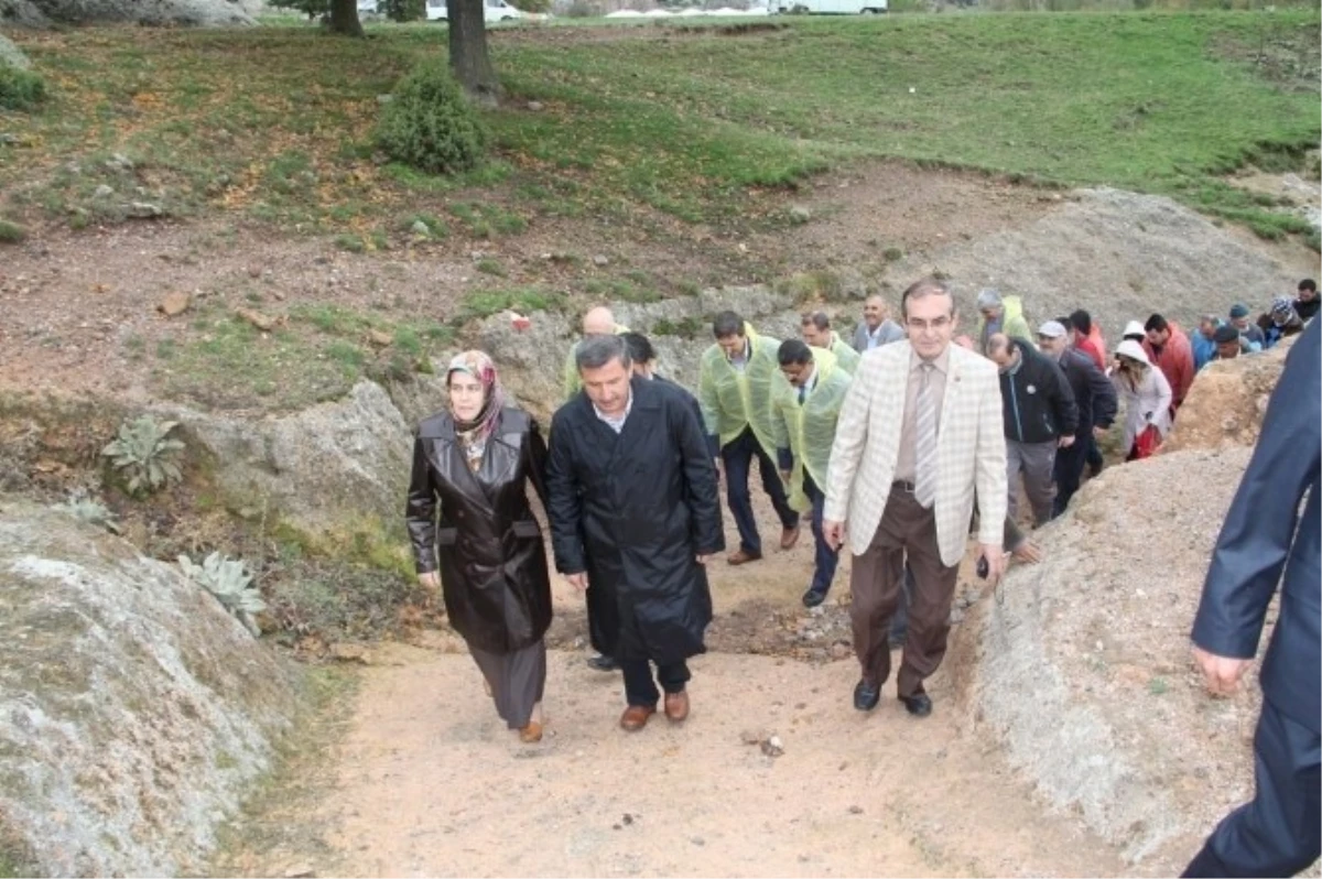 Öğrencilere Frig Vadisi Gezisi