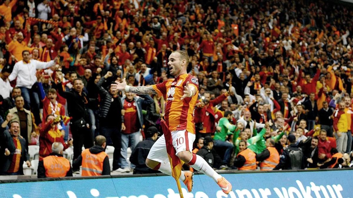 Prandelli: Sneijder Bunu Her Zaman Yapmalı